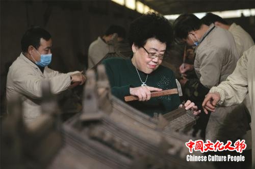 点击进入下一页