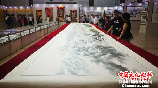 汉藏书画艺术作品大型慈善公益展亮相民族文化宫